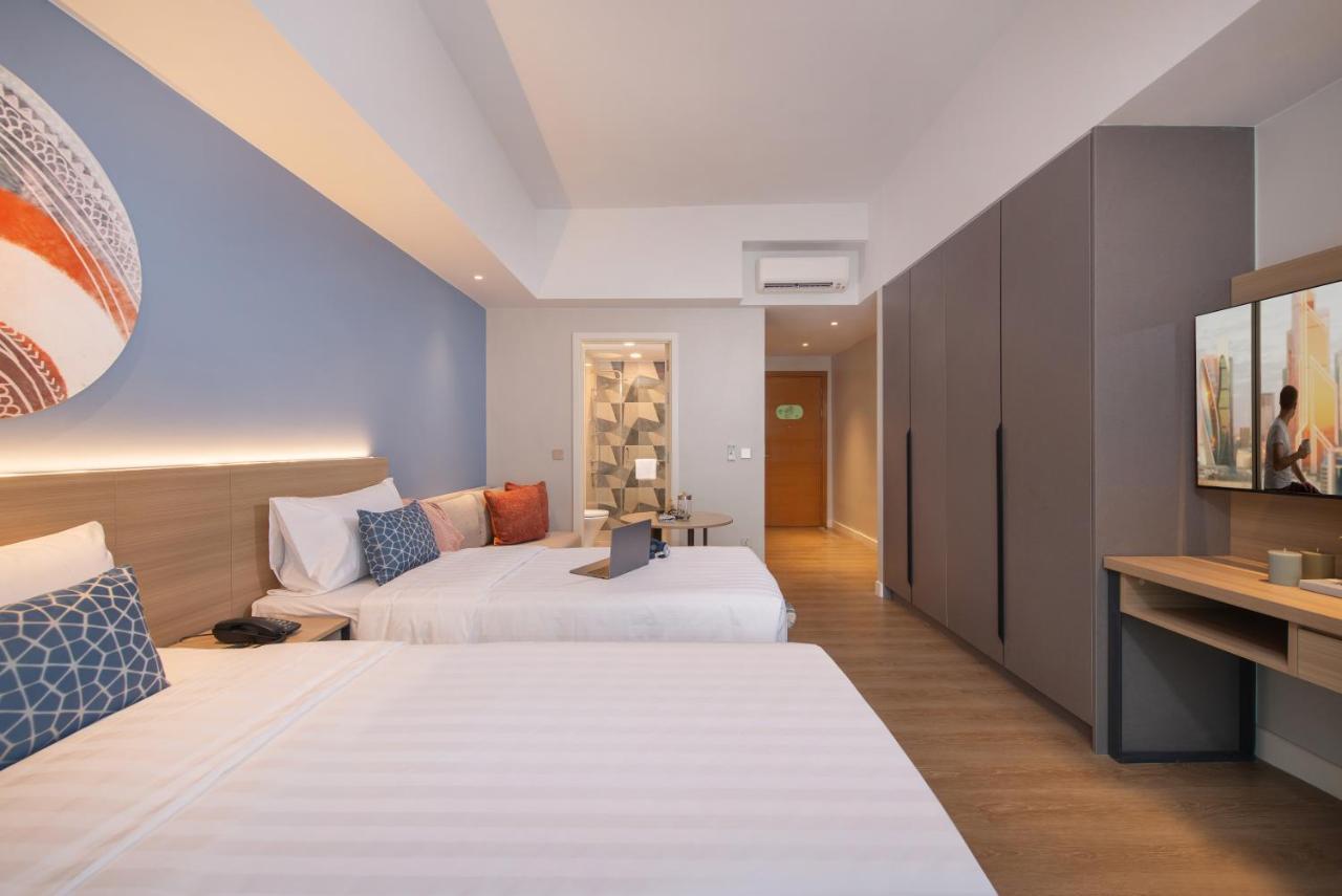 Citadines Roces Quezon City Exterior photo